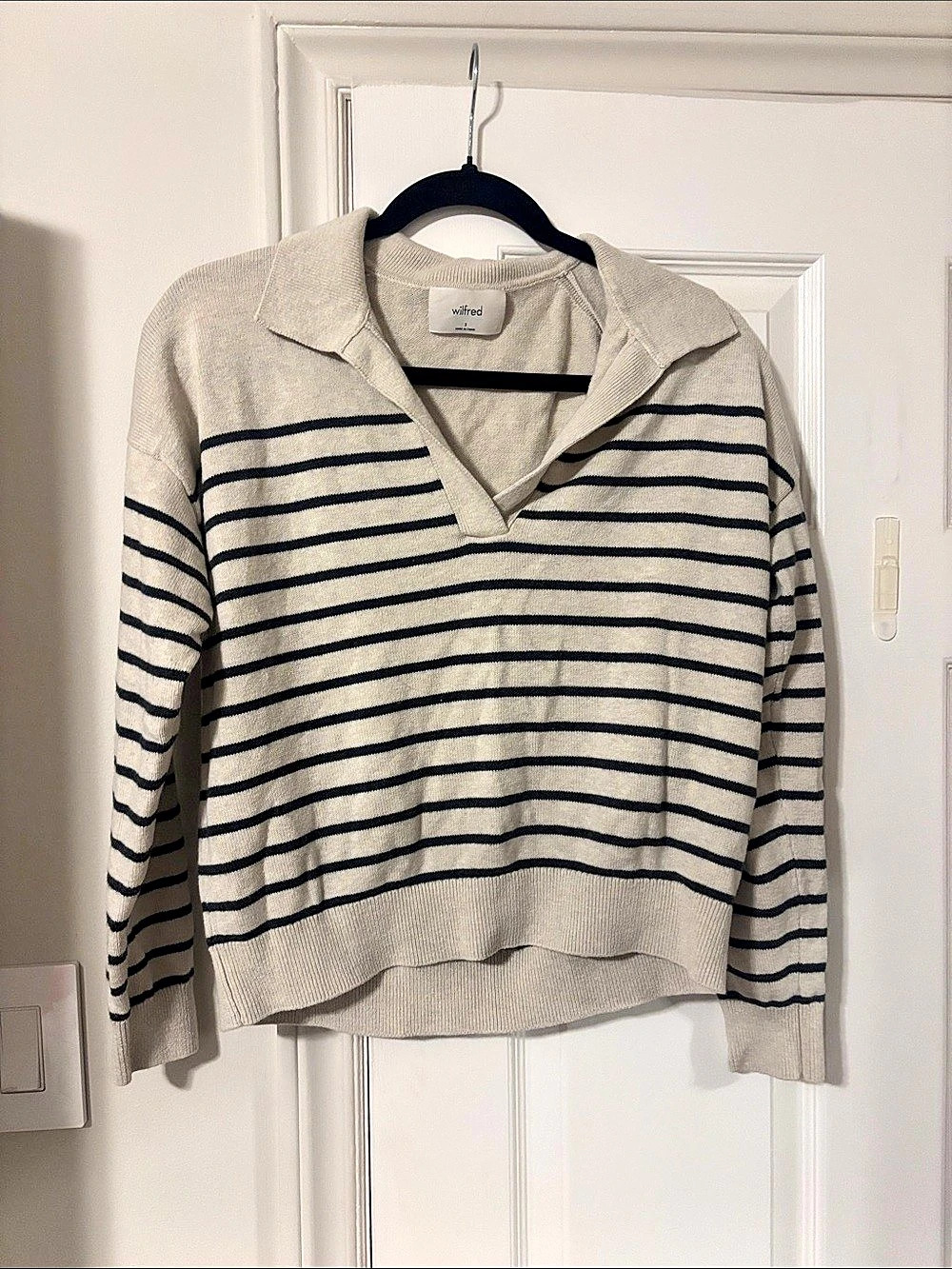 Wilfred aritzia Striped V-Neck Sweater in Cream & Black